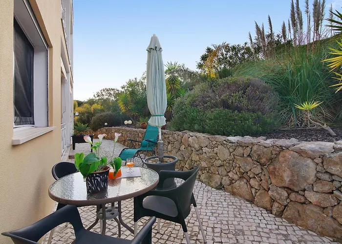 Apartment Flat With Pool, Old Town Albufeira