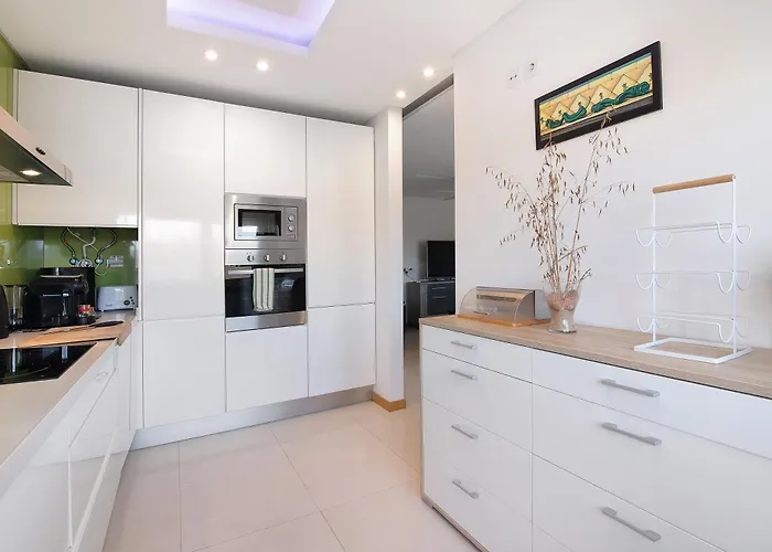 Apartment Flat With Pool, Old Town *