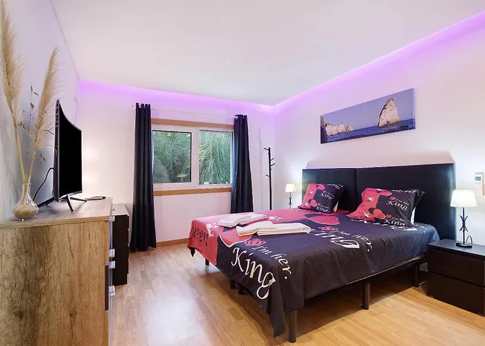 Apartment Flat With Pool, Old Town