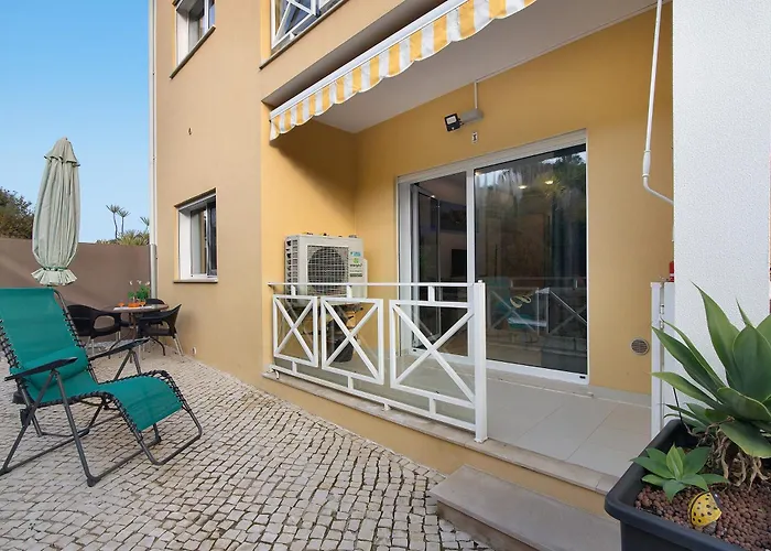 Flat With Pool, Old Town