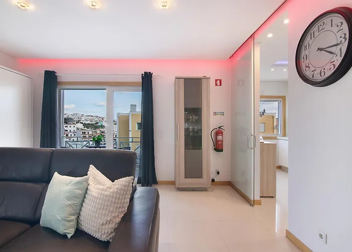 Flat With Pool, Old Town * Albufeira