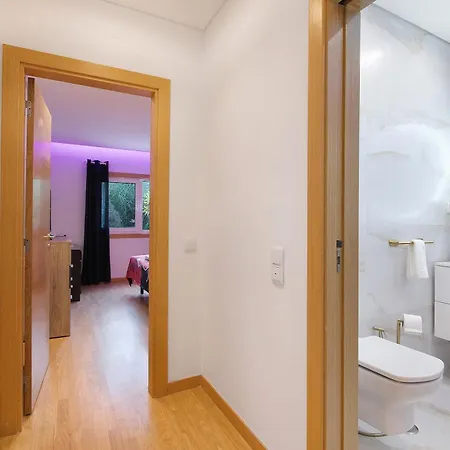 Flat With Pool, Old Town Appartement