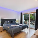 Lägenhet Flat With Pool, Old Town *