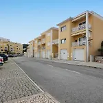 Flat With Pool, Old Town